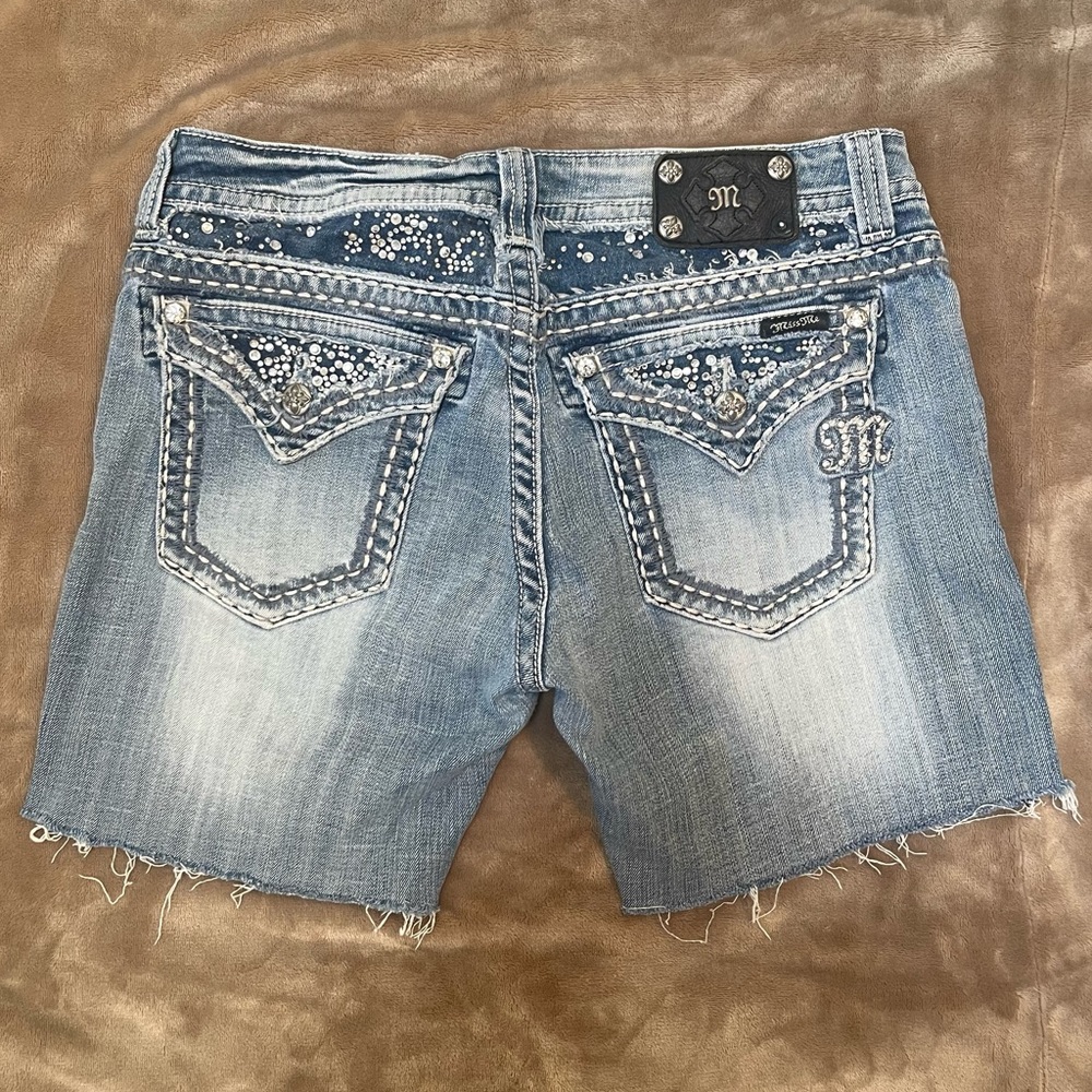 Miss Me - cut off 6” Shorts